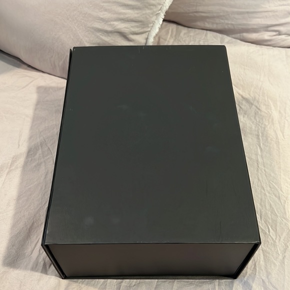 Authentic Gucci Box - Picture 8 of 8
